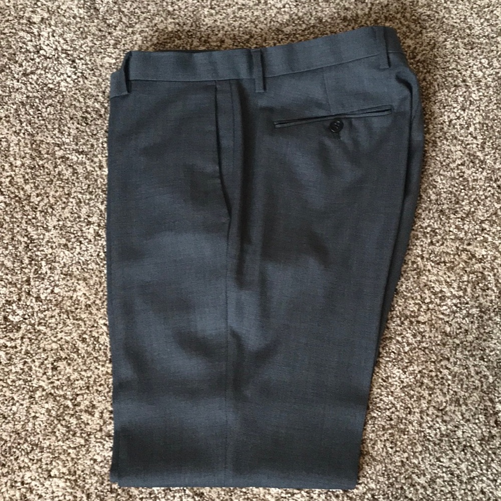 Banana Republic Men’s Modern Slim Fit Dress Pants